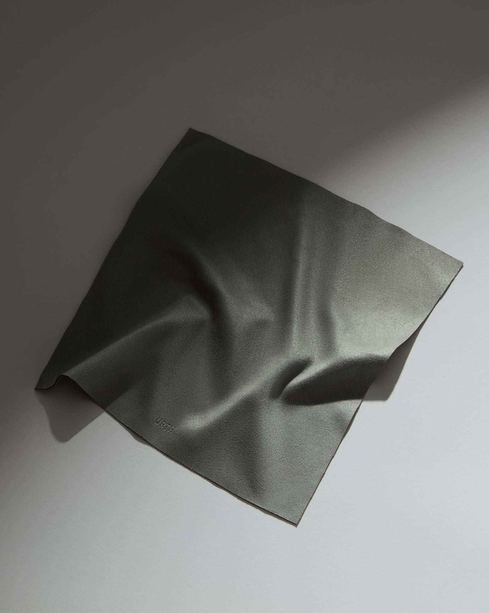Urth Lens Cleaning Cloth hadřík z mikrovlákna