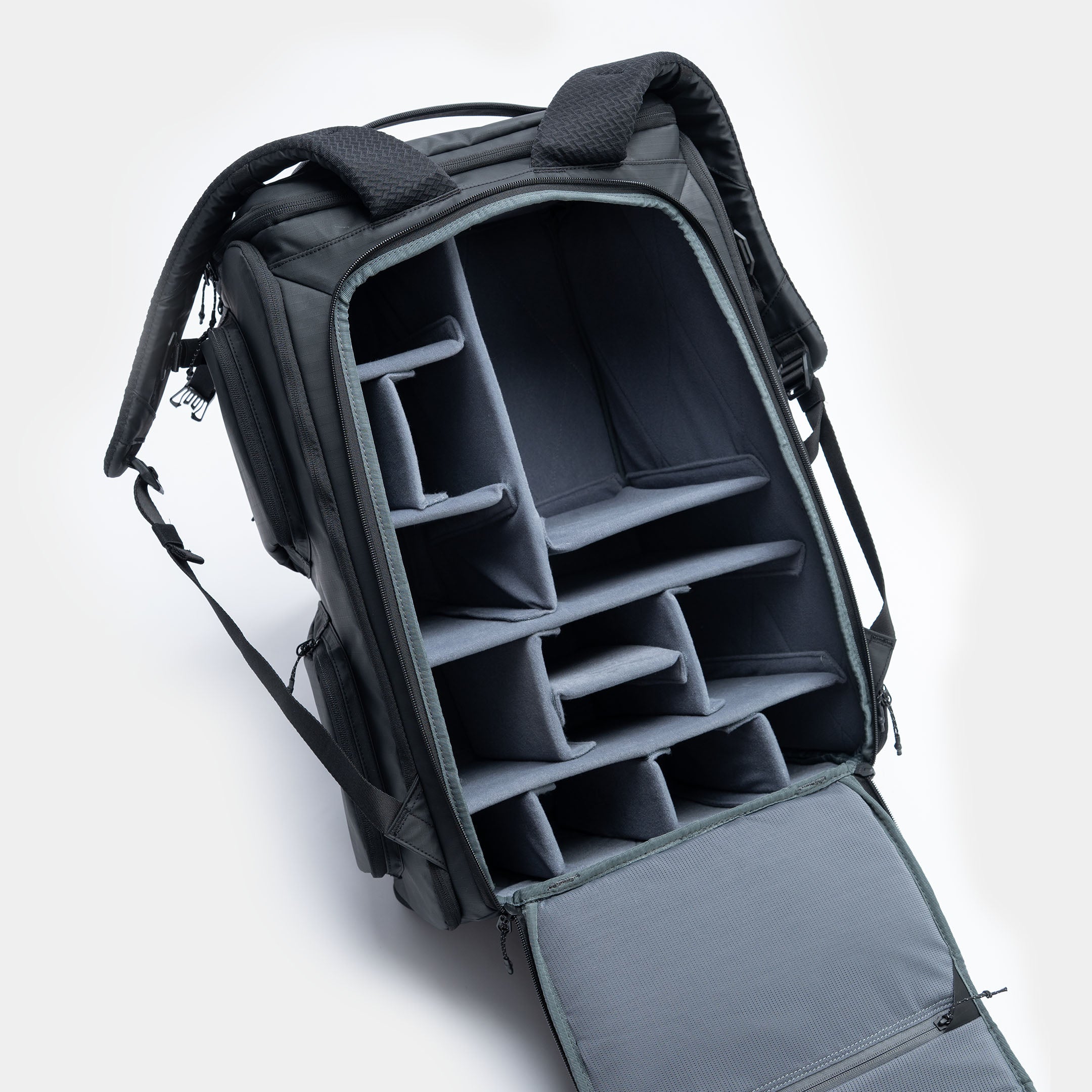 Sakk Pack V2 fotobatoh 52L černý