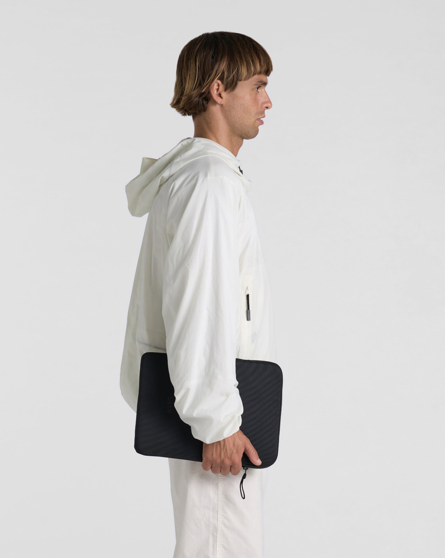 Urth Naos 13/14 pouzdro na notebook Moss nepromokavé