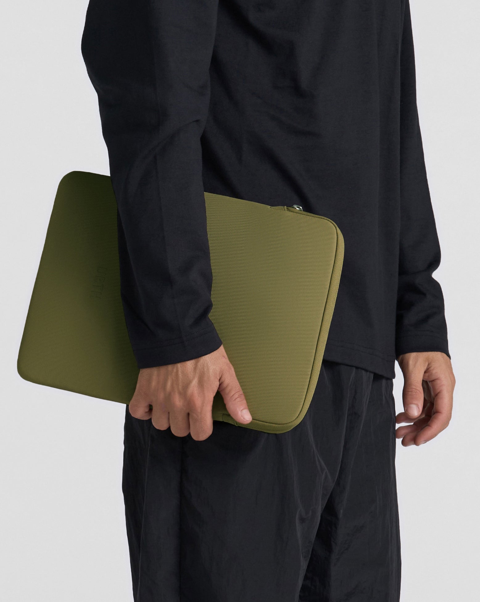 Urth Naos 13/14 pouzdro na notebook Moss nepromokavé