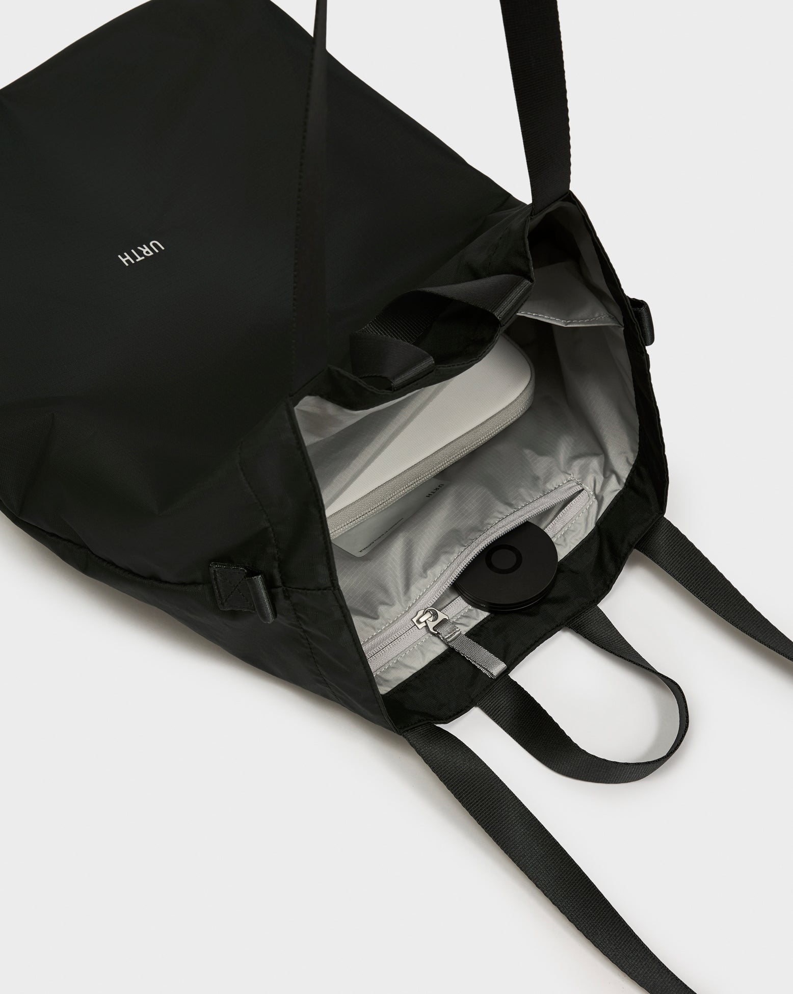 Urth Aerolite Tote brašna 22l na notebook