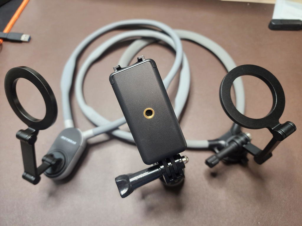 PGYTECH CapLock magnetický držák telefonu na krk