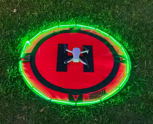 Hoodman Launch Pad LED osvětlení zelené na plochu
