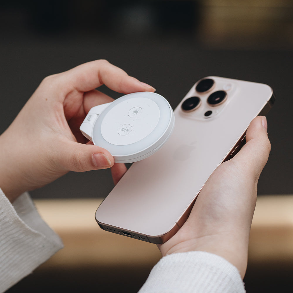 PGYTECH MagGlow světlo na telefon misty gray magnet