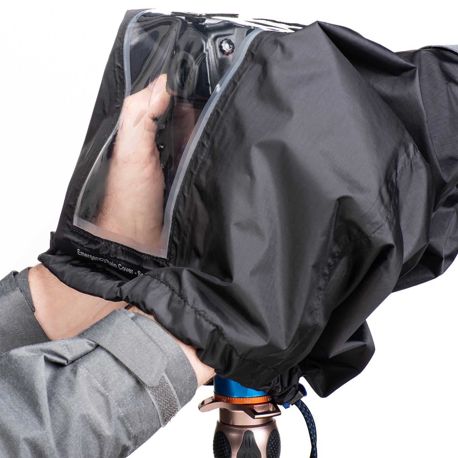 ThinkTank Emergency Rain Cover Medium pláštěnka černá