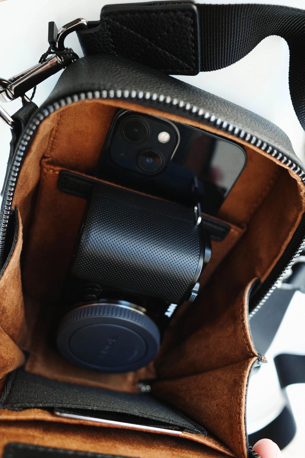 Loulex streetbag brašna na fotoaparát 1,4 l černá