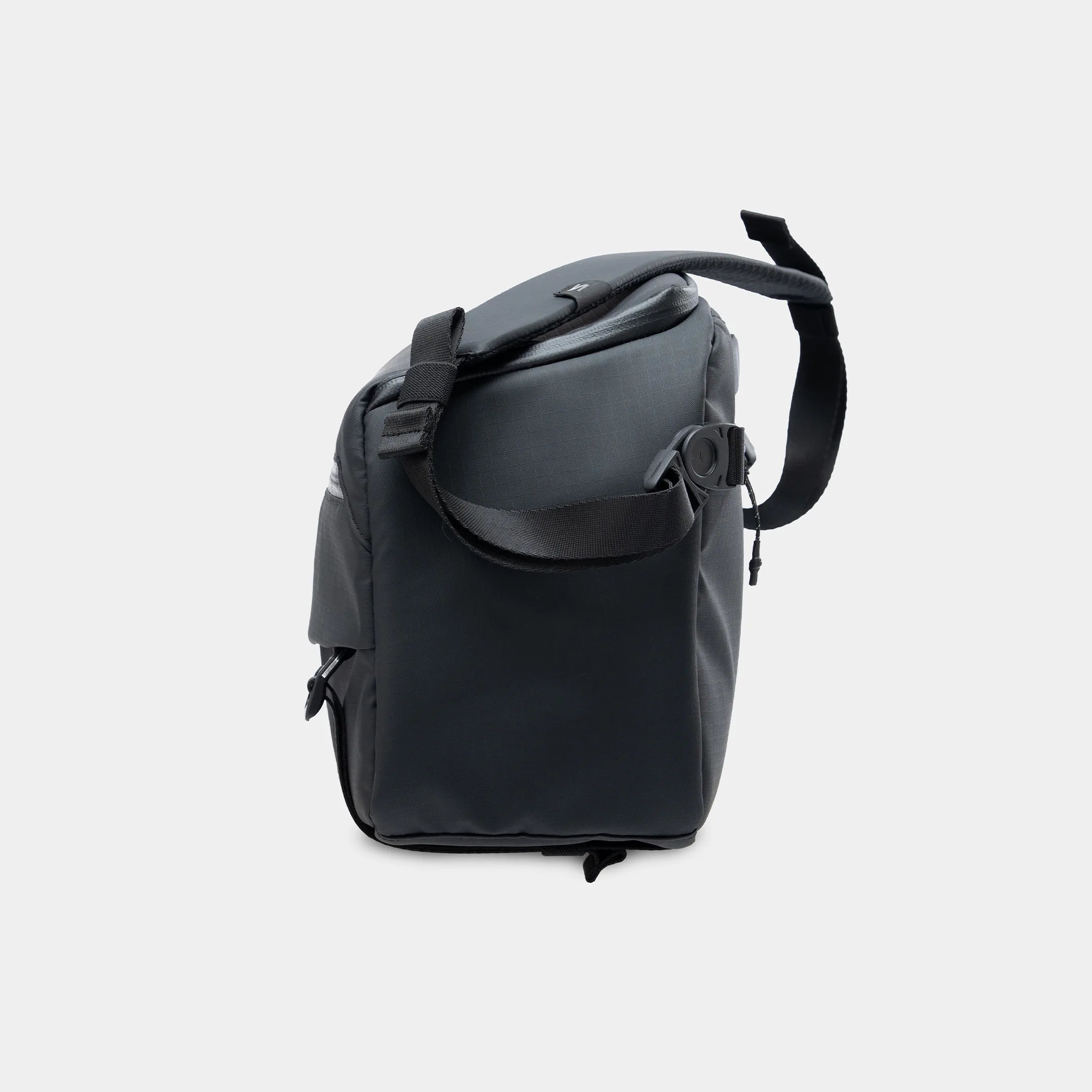 Sakk Xplorer 9L sling fotobrašna černá nepromokavá