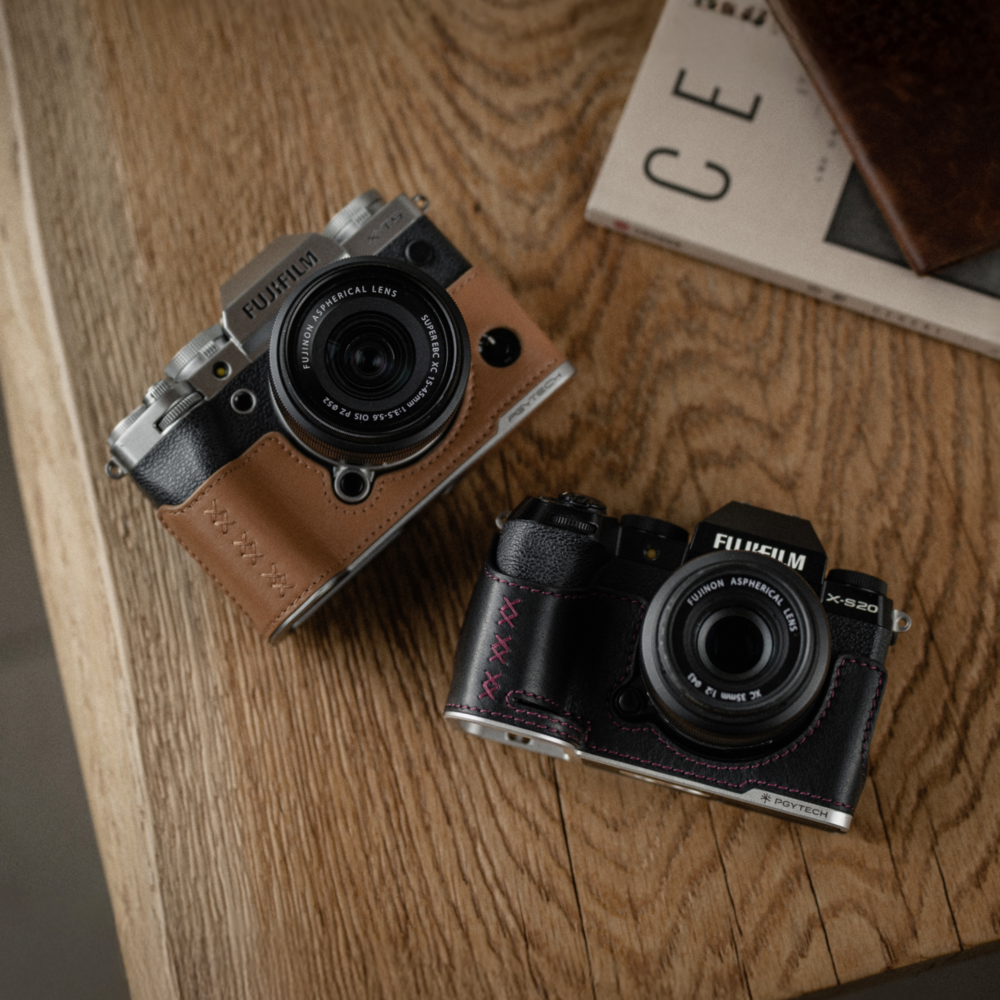 PGYTECH kožené pouzdro FUJIFILM X-T5 Midnight Black