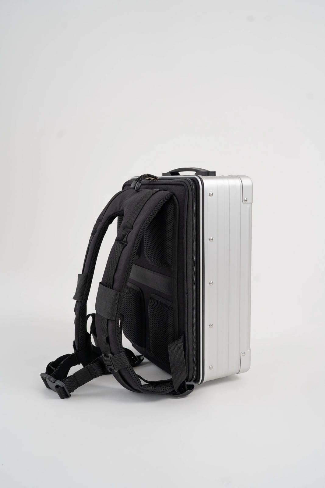 Loulex Aleon 16" hybridní fotobatoh hliníkový 12 l