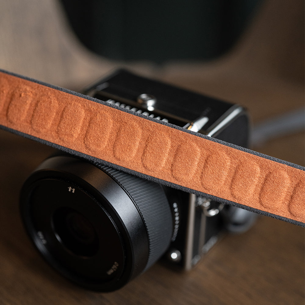 PGYTECH Air Retro popruh na fotoaparát L šedý rychloupínací