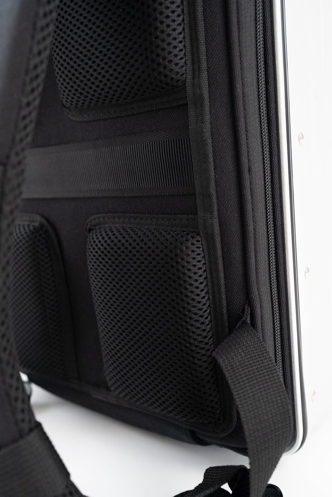 Loulex Aleon 16" hybridní fotobatoh hliníkový 12 l