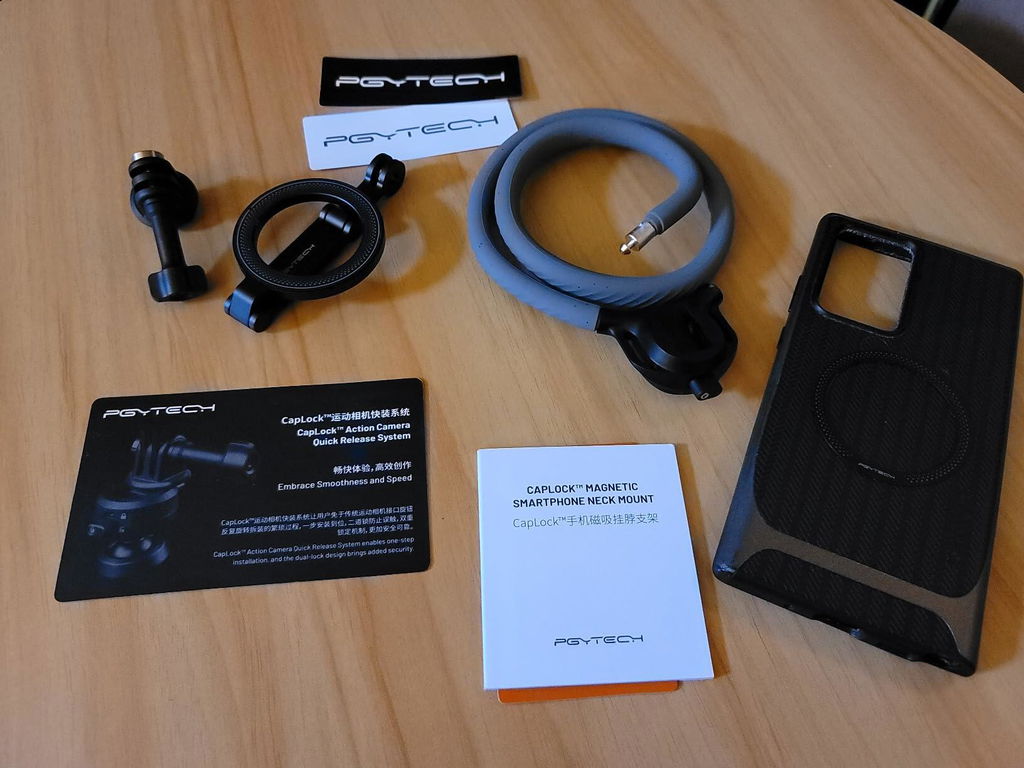 PGYTECH CapLock magnetický držák telefonu na krk