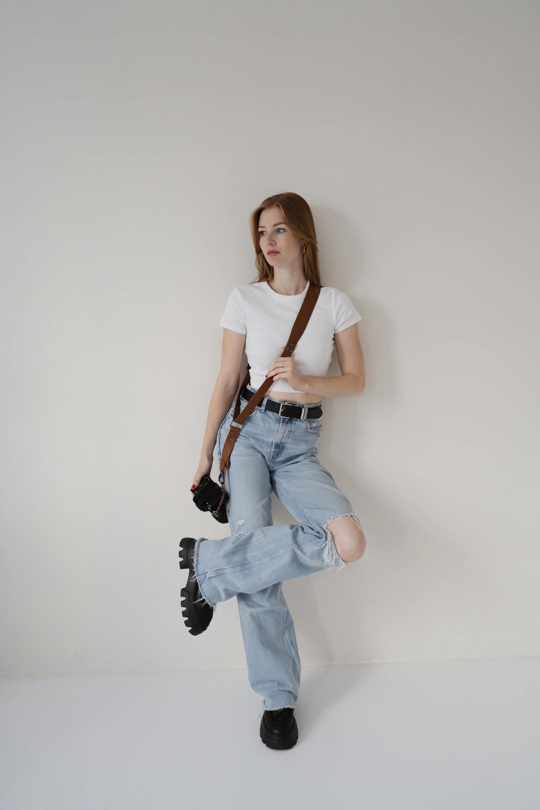 Loulex Crossbody popruh na fotoaparát černý do 150 cm