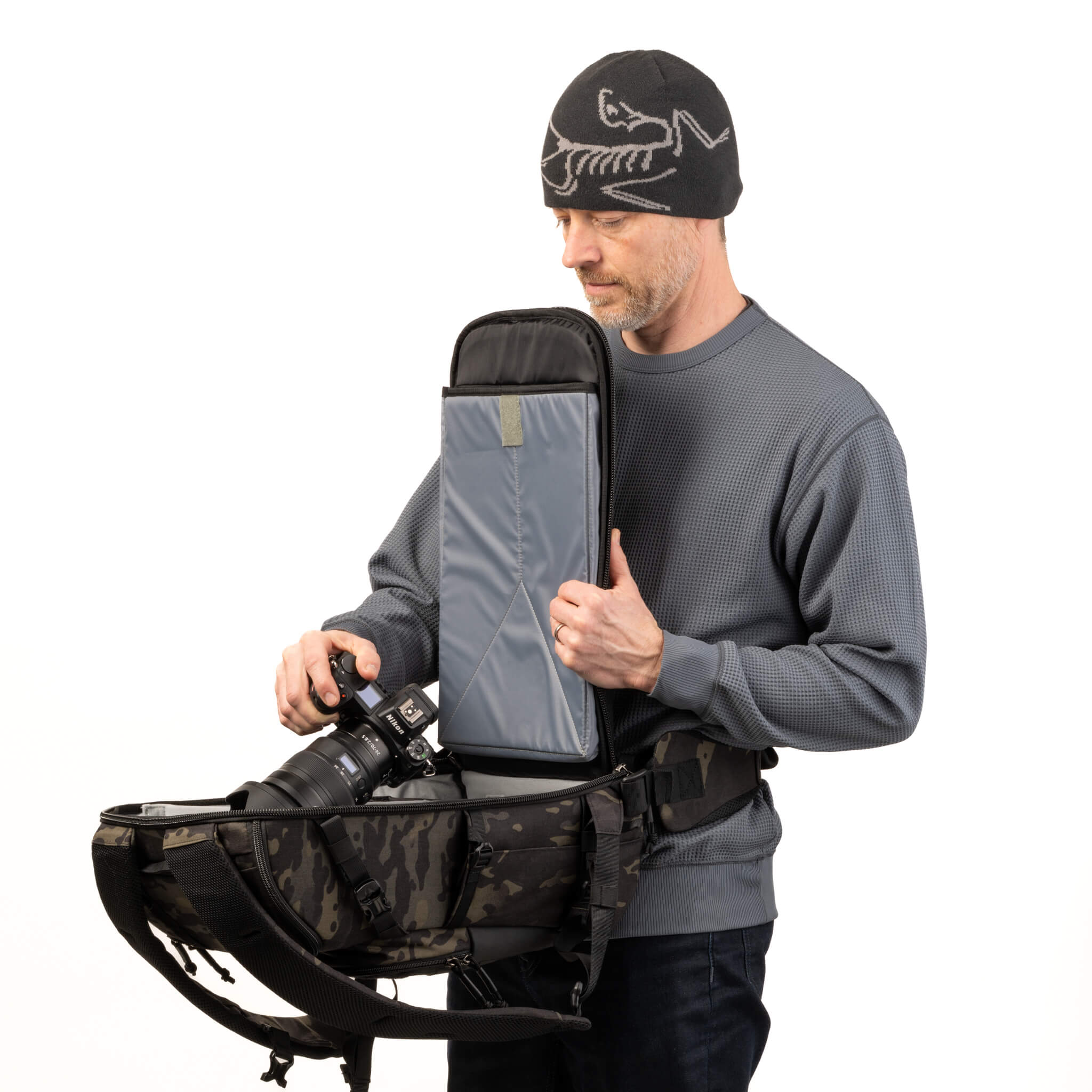 ThinkTank DarkLight 20L SPECIAL EDITION fotobatoh MultiCam Black