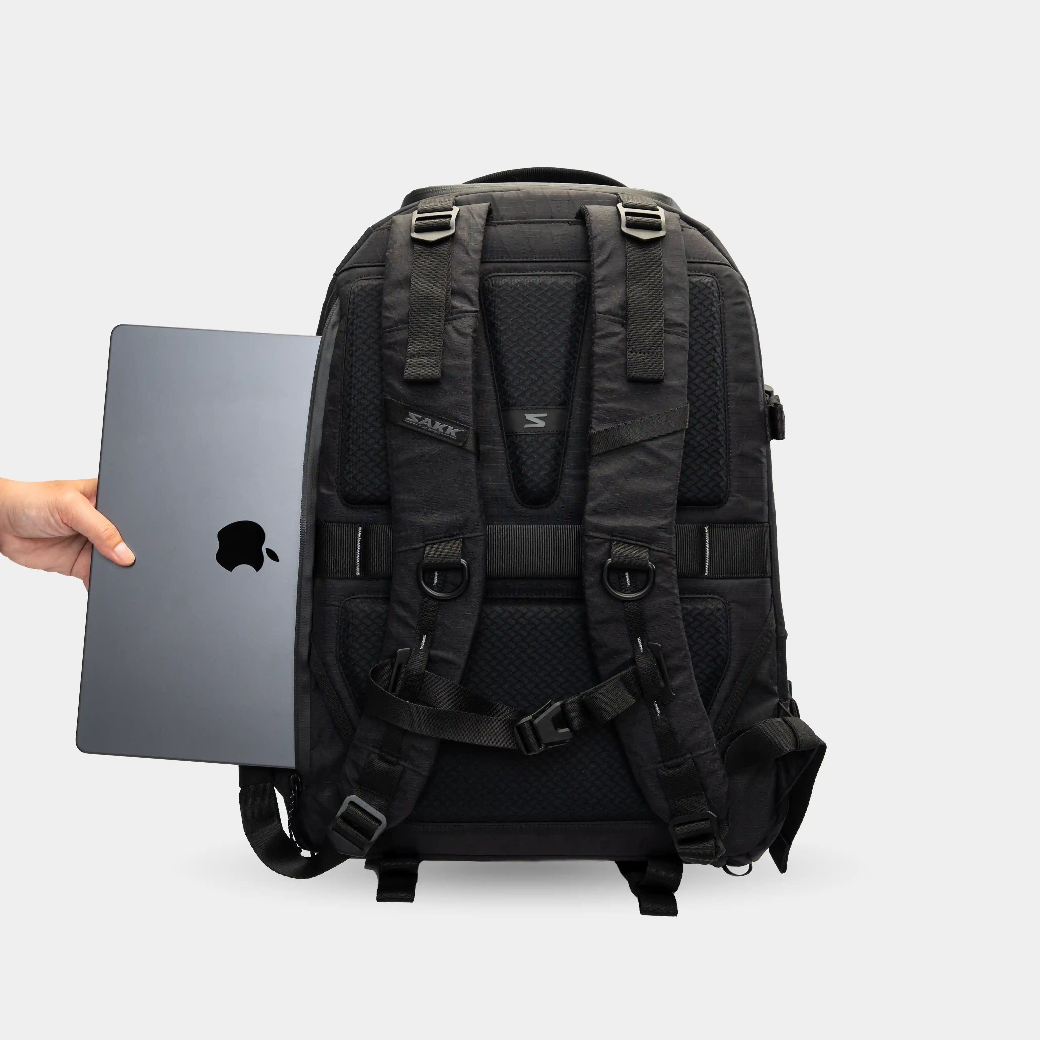 Sakk SlimPak každodenní fotobatoh 28l