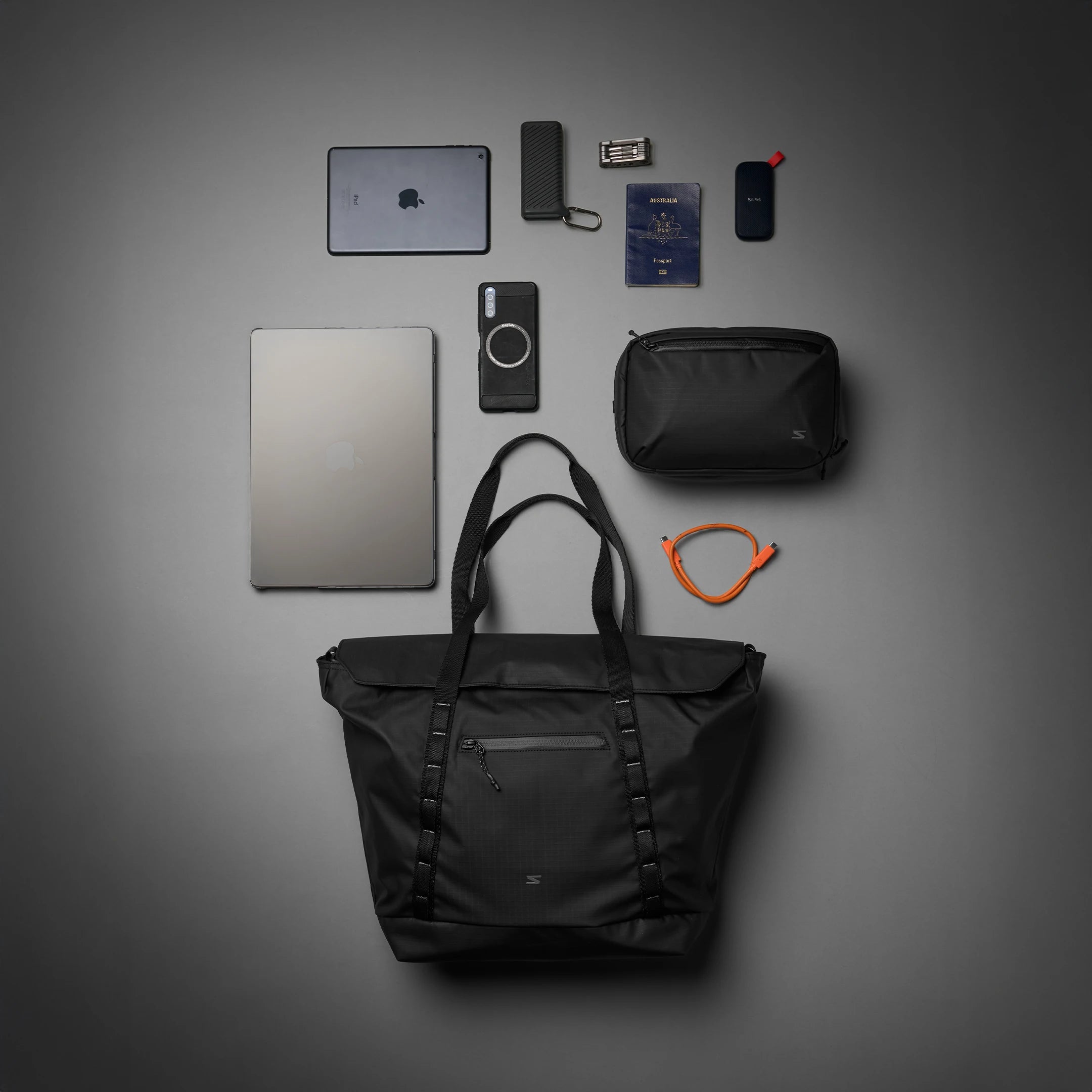 Sakk Everyday Organizer tote na notebook 16" a fotoaparát