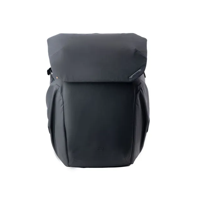PGYTECH OneGo 2 fotobatoh 20L matte black zadní přístup