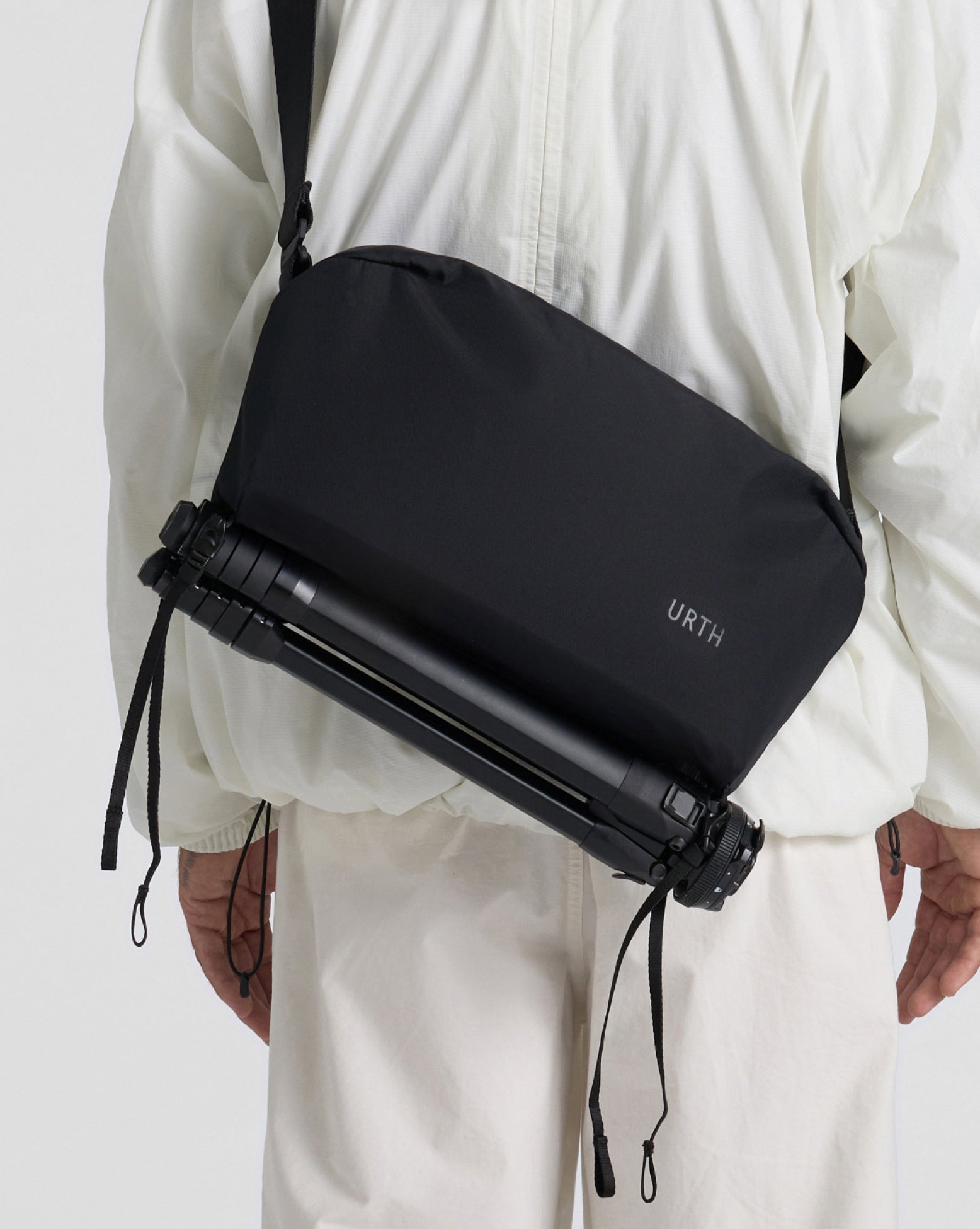 Urth Dolomite Sling 8L fotobrašna na fotoaparát větší