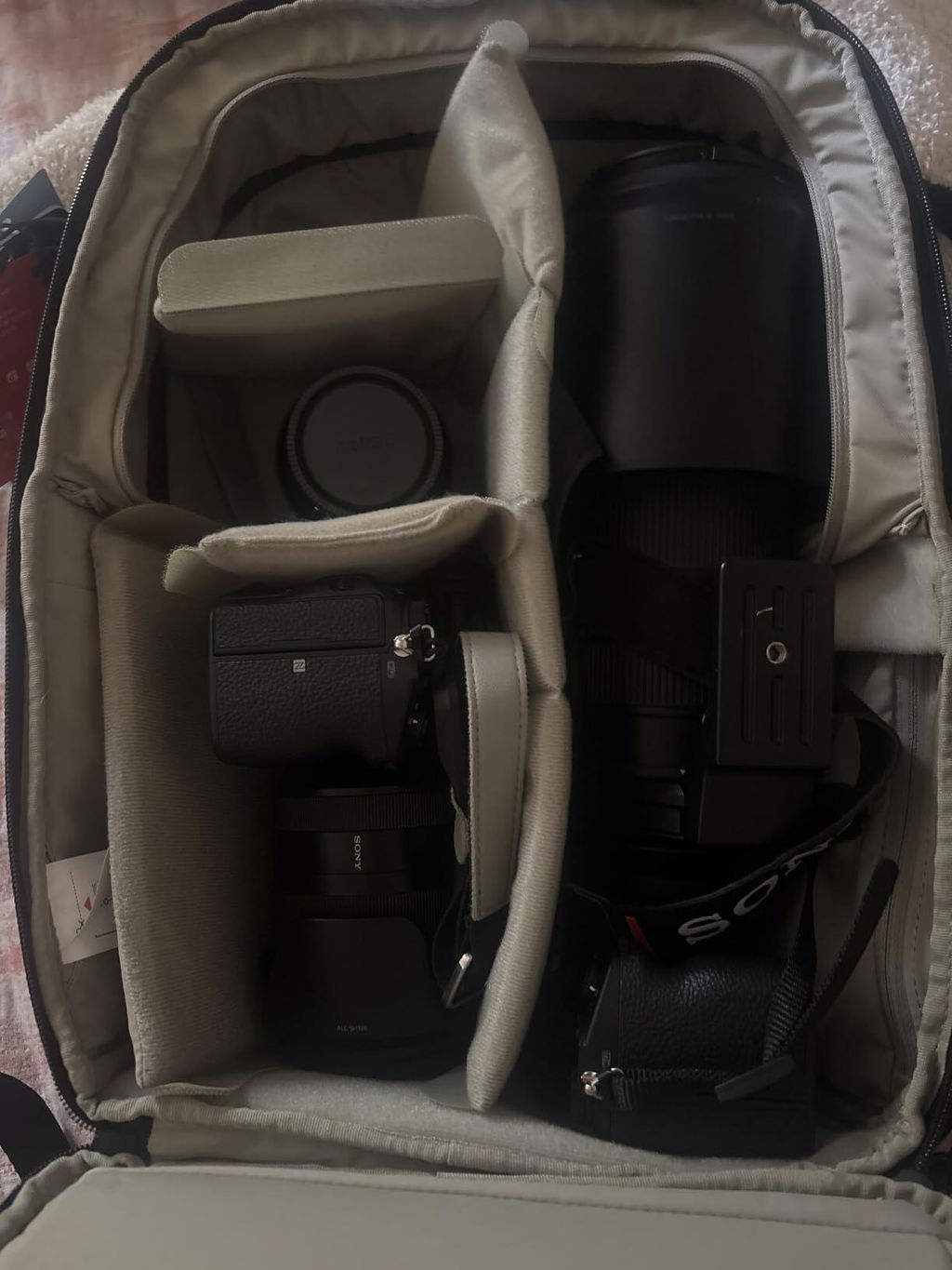 PGYTECH OneGo Lite fotobatoh 16L Cream