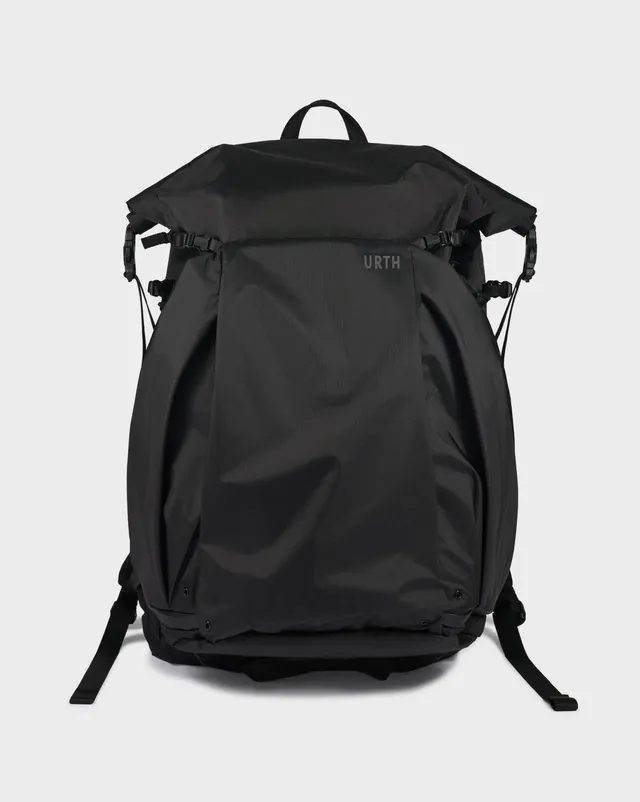 Urth Helios batoh 40L outdoor rozšířitelný