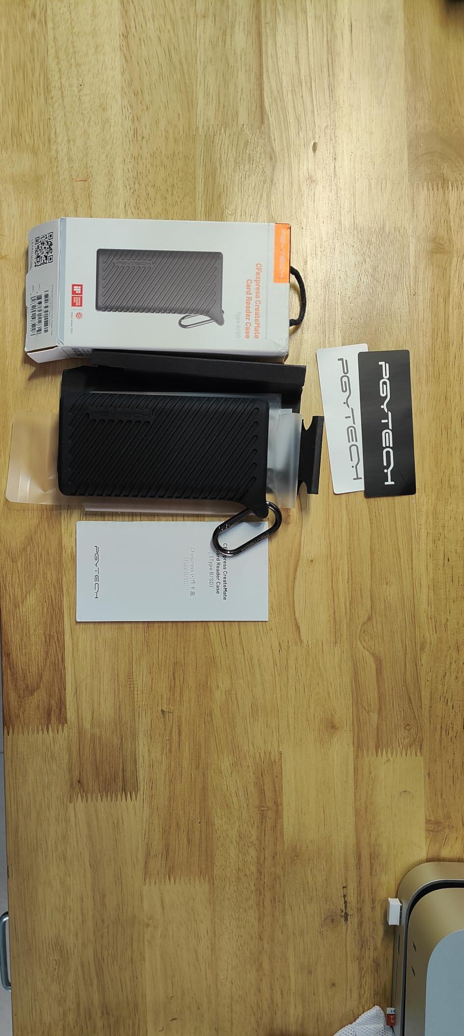 PGYTECH CreateMate čtečka karet Classic Black
